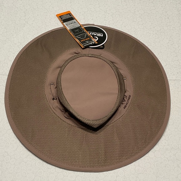 Realtree Other - RealTree UPC Sun Hat Men’s Packable